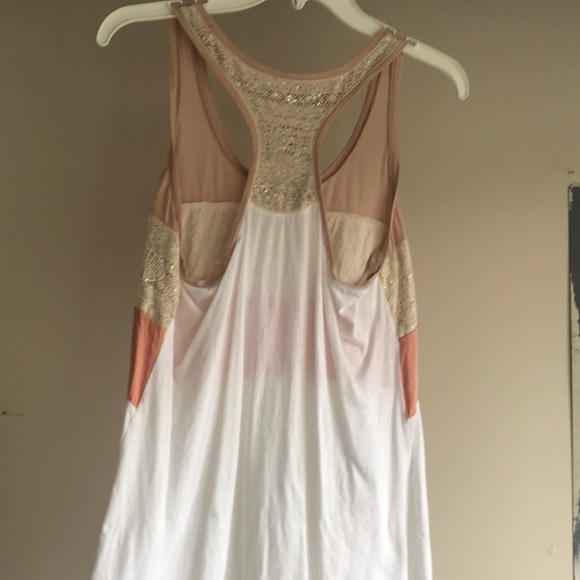 Express Top - Picture 2 of 4